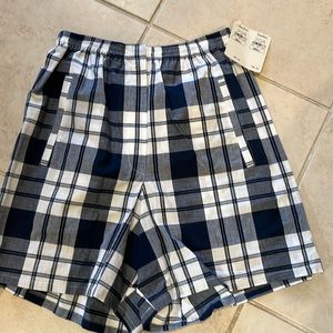 DKNY cotton shorts elastic waist S  new never worn navy/white plaid lightweight